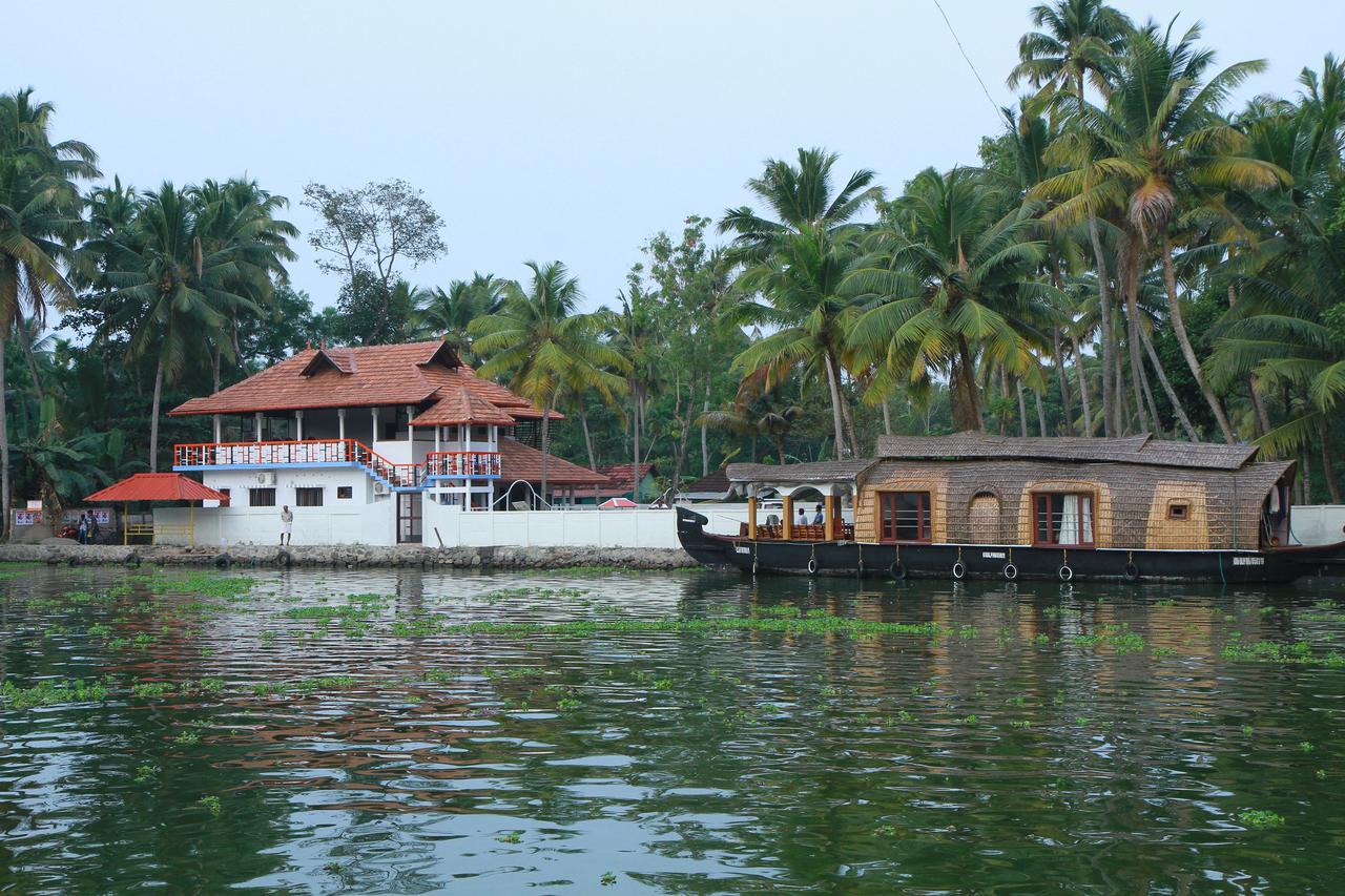 Hotel Chaandhni Lake View Alappuzha Exteriér fotografie